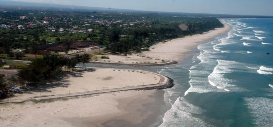 Pantai Panjang: Nama Gadis Desa yang Masih Lugu