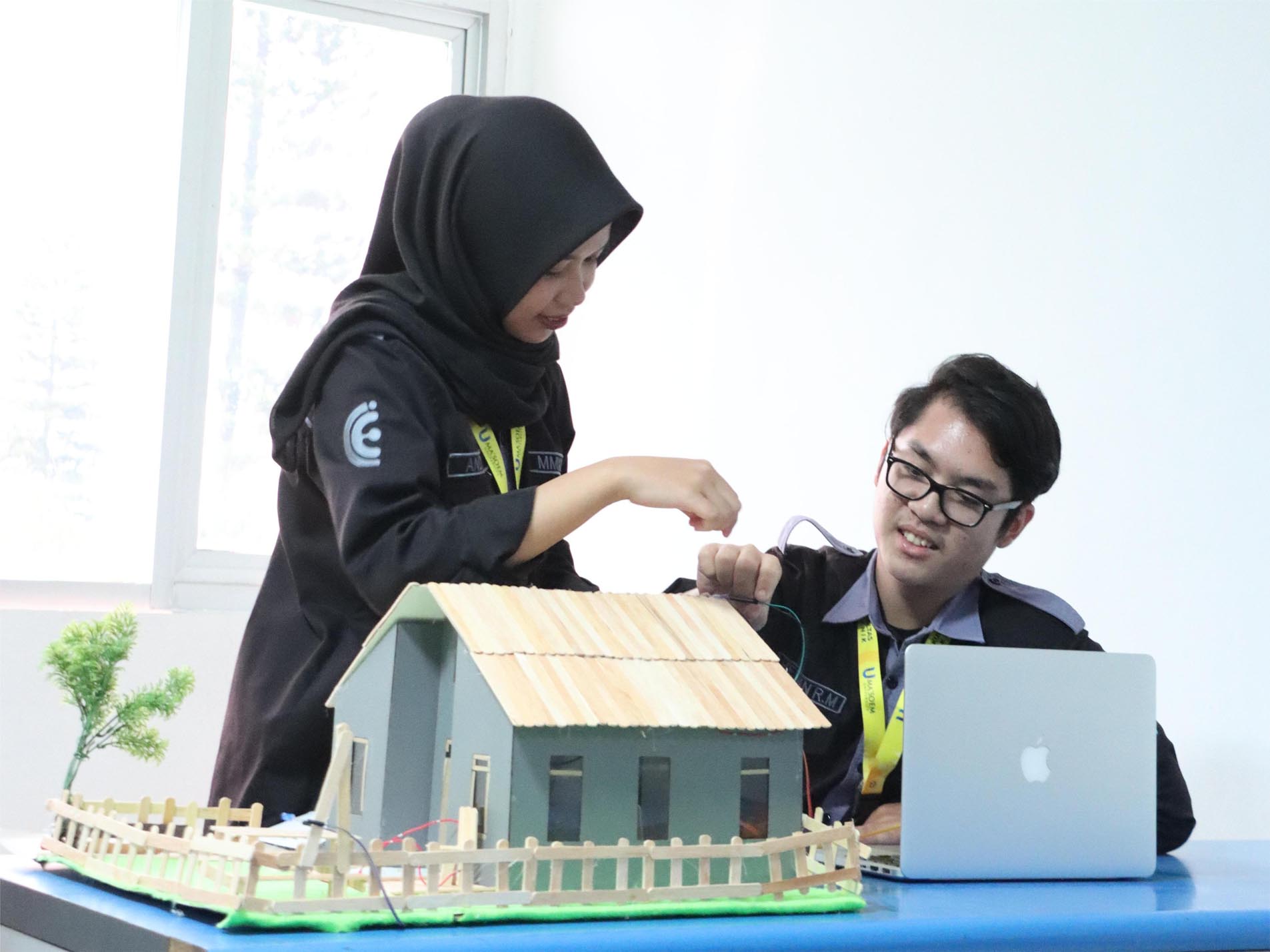 teknik_industri_s1_image teknik_industri_s1_image