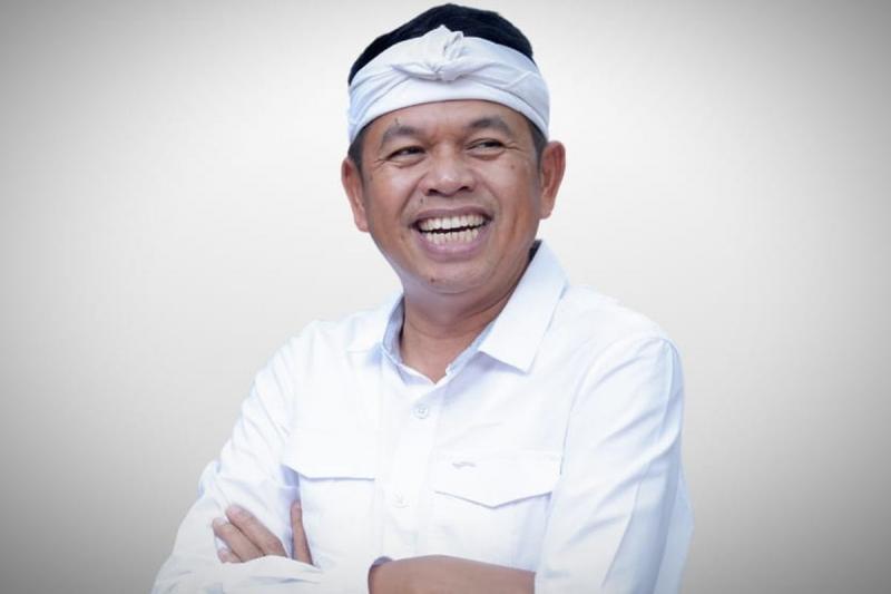 Profil Gubernur Dedi Mulyadi