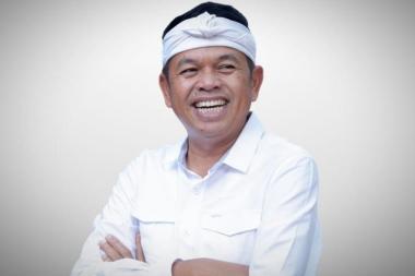 Profil Gubernur Dedi Mulyadi